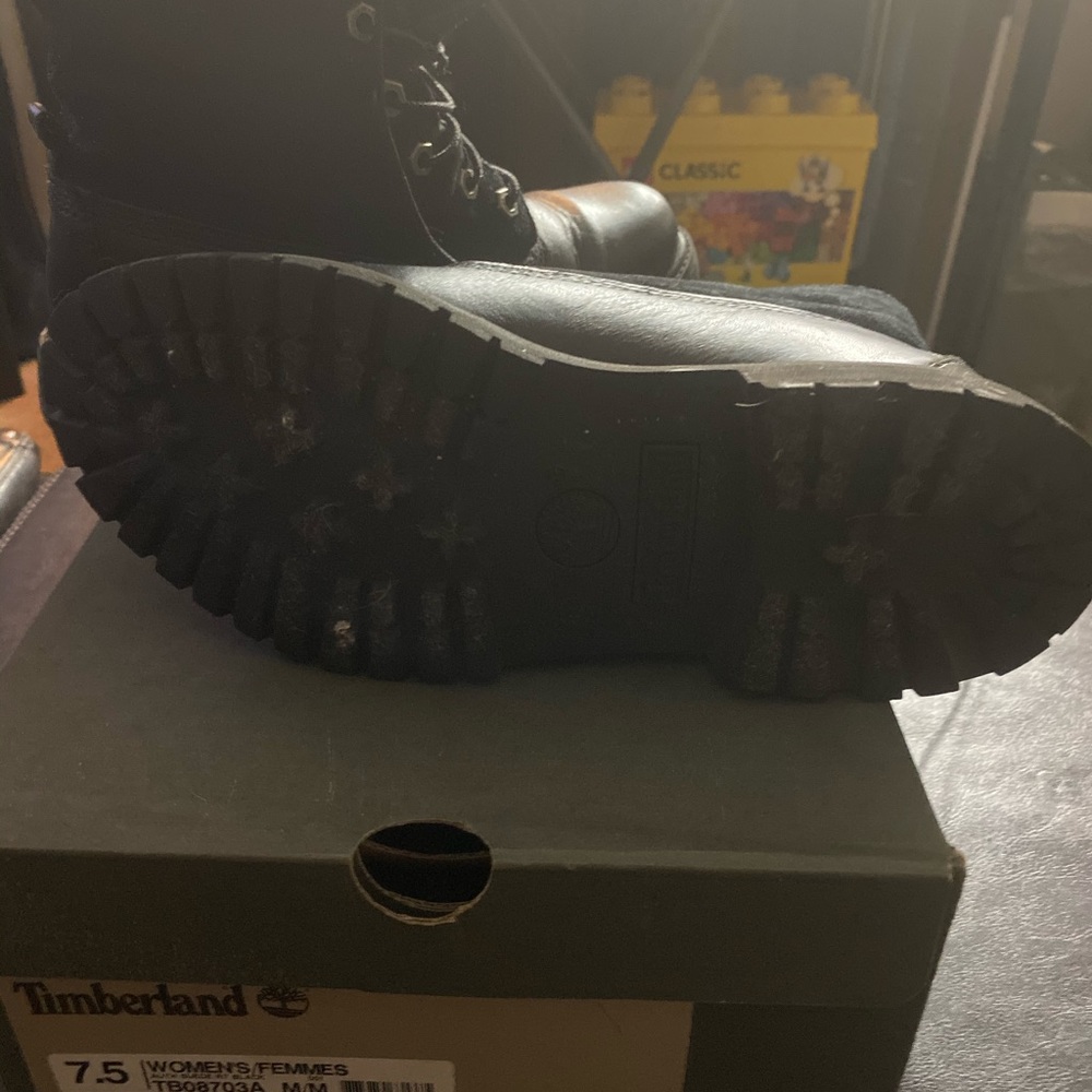 Timberlands - Picture 4 of 11